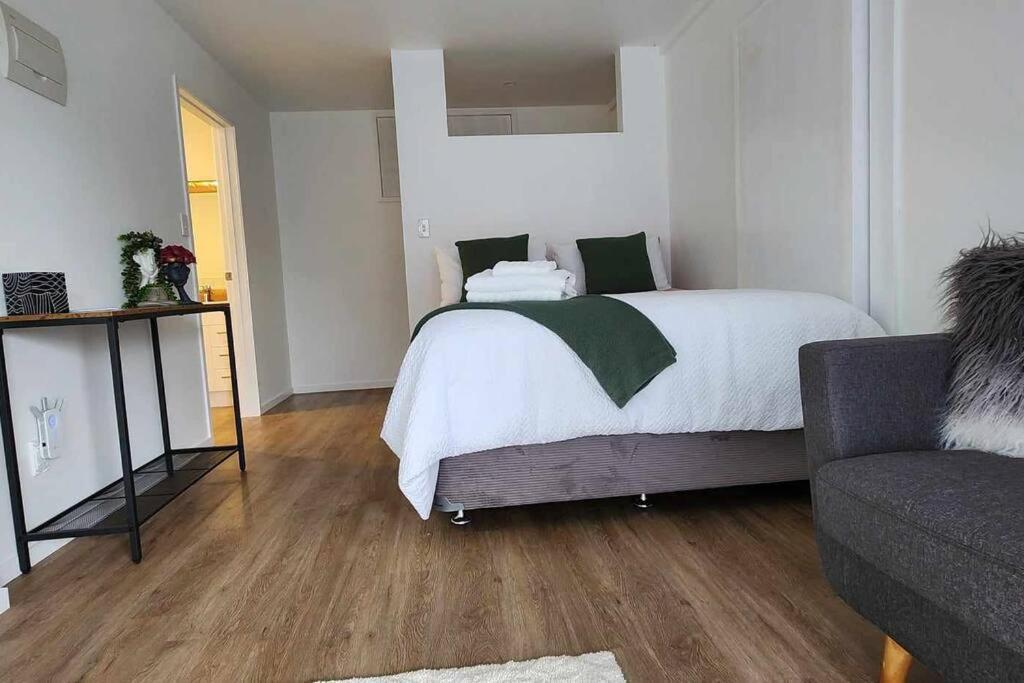 Beautiful New Onerahi Studio Whangarei Eksteriør billede